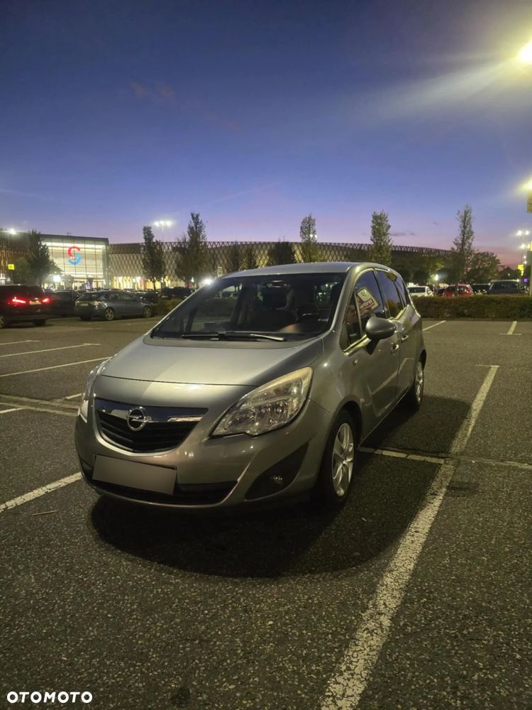 Opel Meriva - 14