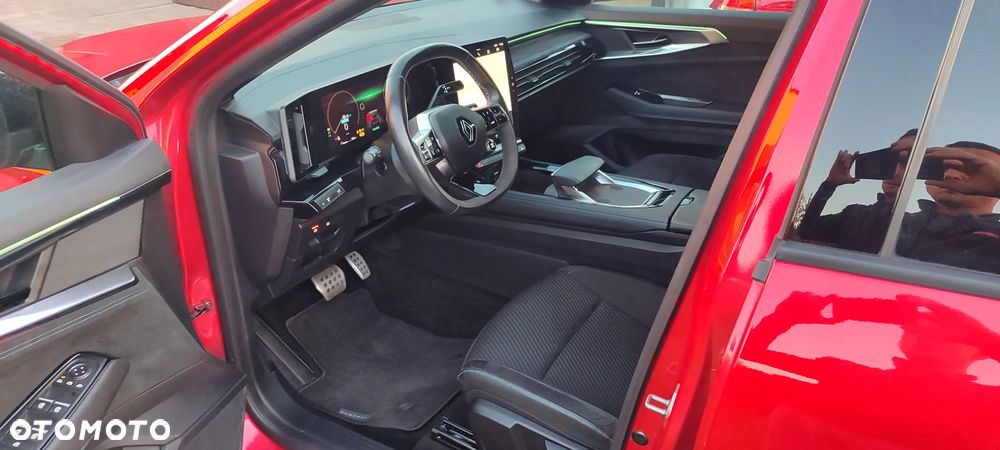 Renault Austral 1.2 E-Tech Full Hybrid 200 Iconic esprit Alpine MMT - 16