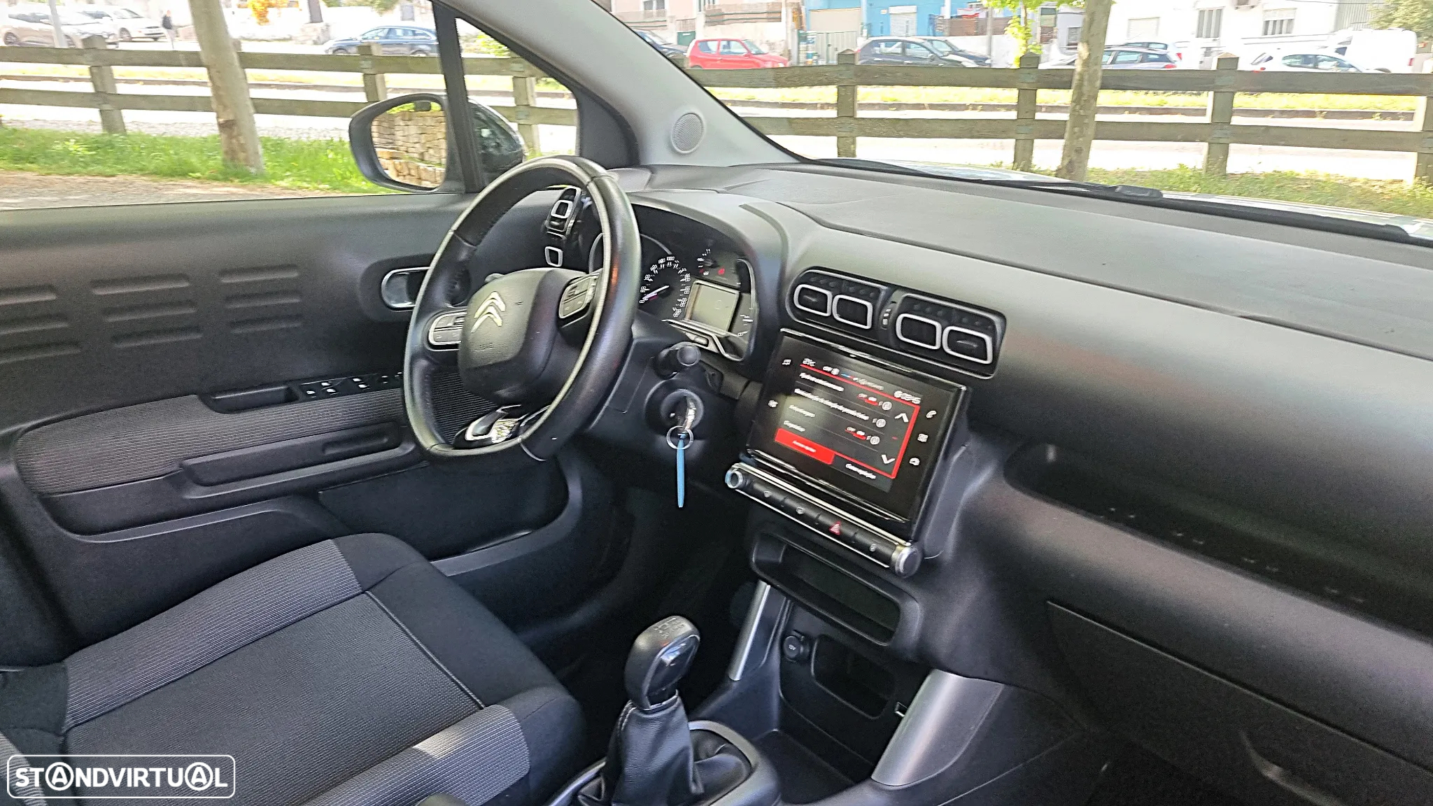 Citroën C3 Aircross 1.2 PureTech Shine - 20