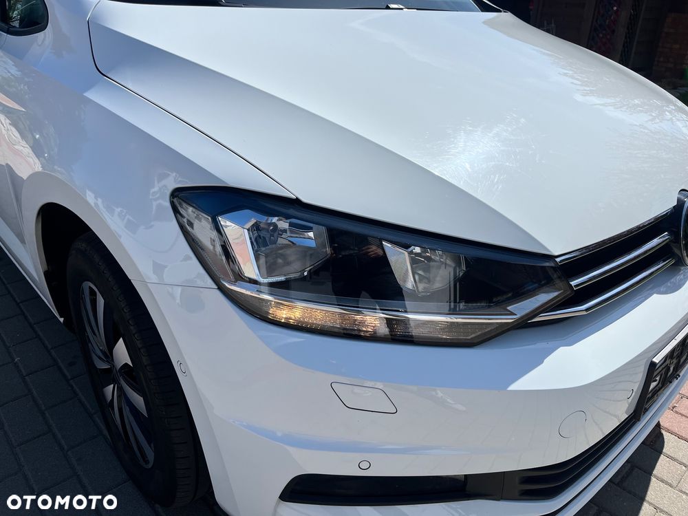 Volkswagen Touran 2.0 TDI SCR DSG ACTIVE - 12