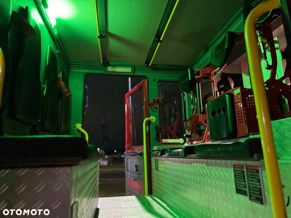 Iveco Pojazd pożarniczy | Wóz strażacki | Podnośnik koszowy IVECO MAGIRUS MULTISTAR 31m | CNBOP | Woda | Piana | Dozór techniczny - 10