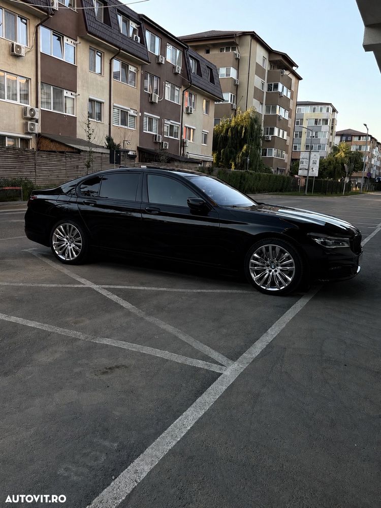 BMW Seria 7 750d xDrive - 24
