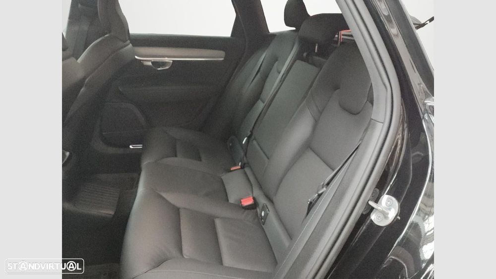 Volvo V90 2.0 T6 PHEV Plus Dark AWD - 16