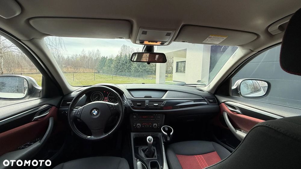 BMW X1 sDrive18d - 8