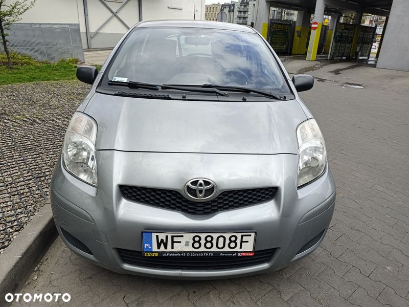 Toyota Yaris 1.0 Terra - 1