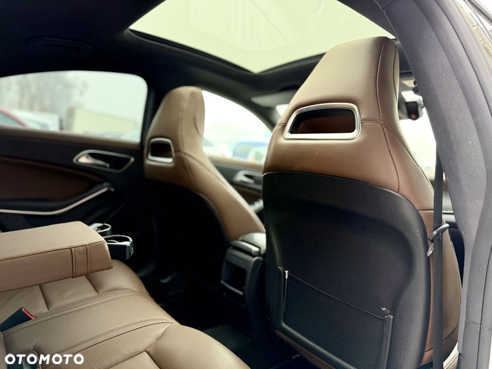 Mercedes-Benz CLA AMG 45 4-Matic - 29