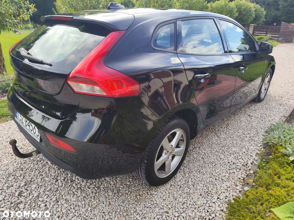Volvo V40 D2 - 4