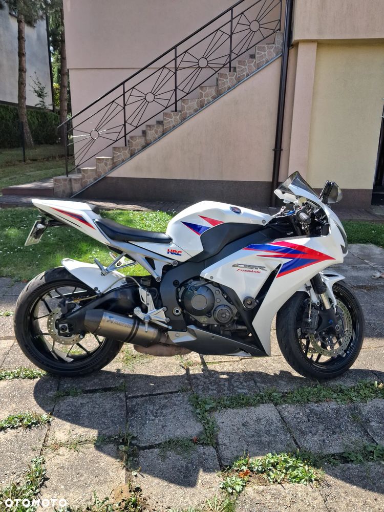 Honda CBR - 1