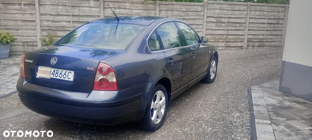 Volkswagen Passat 1.9 TDI Comfortline - 3