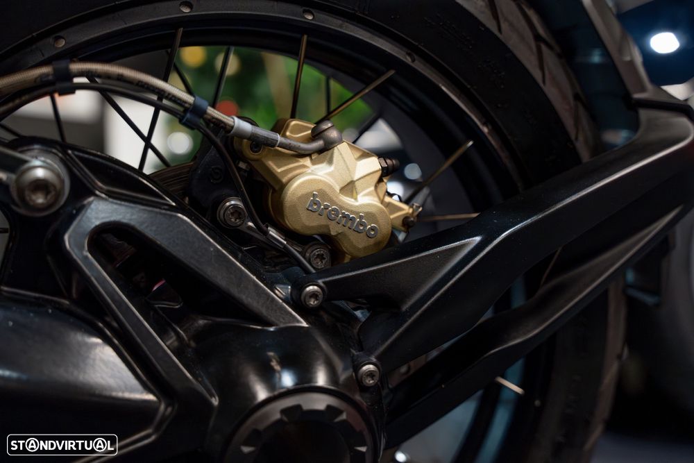 BMW R 1200 GS Adventure Triple Black - 13