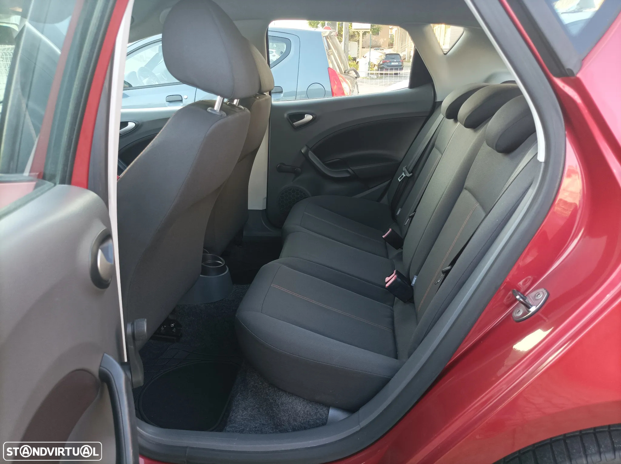 SEAT Ibiza 1.2 TDi Style DPF - 25