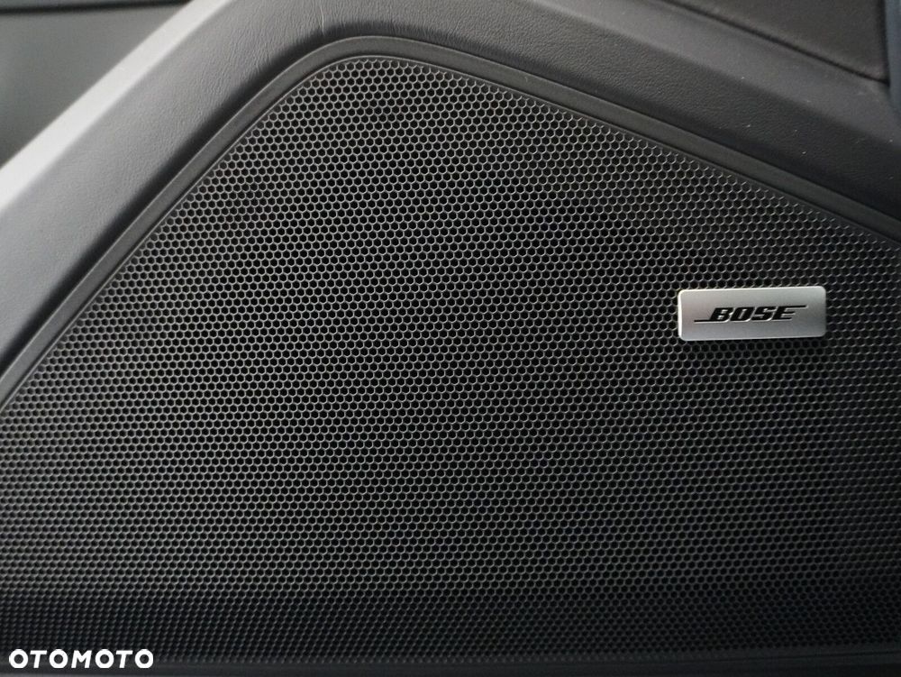 Porsche Cayenne Black Edition - 22
