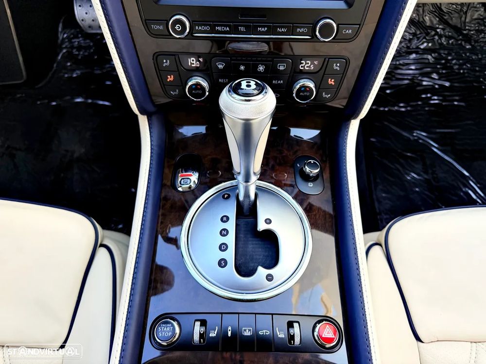 Bentley Continental Flying Spur 6.0 W12 - 20