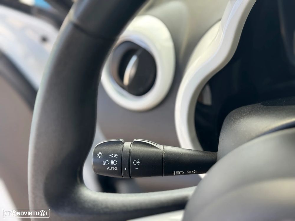 Renault Twingo E-Tech. 22 Techno - 15