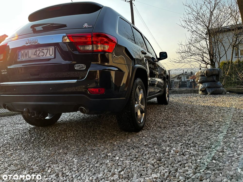 Jeep Grand Cherokee - 17