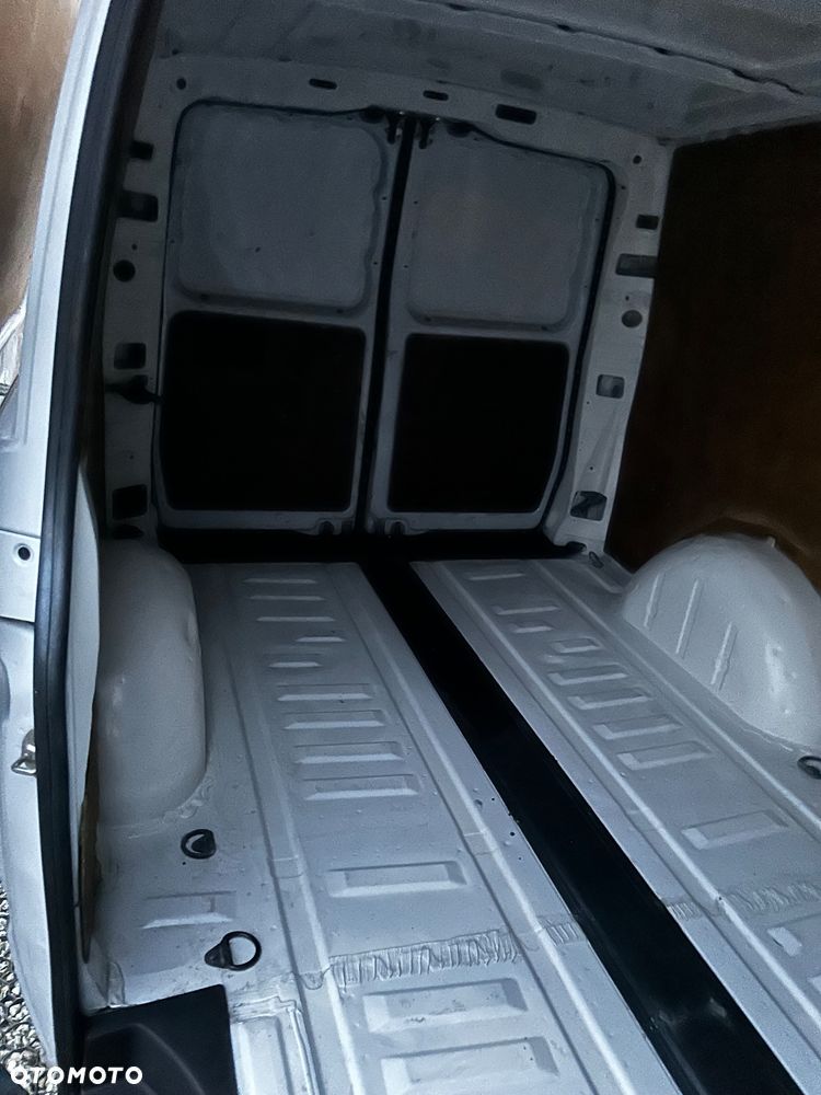 Mercedes-Benz Vito - 5