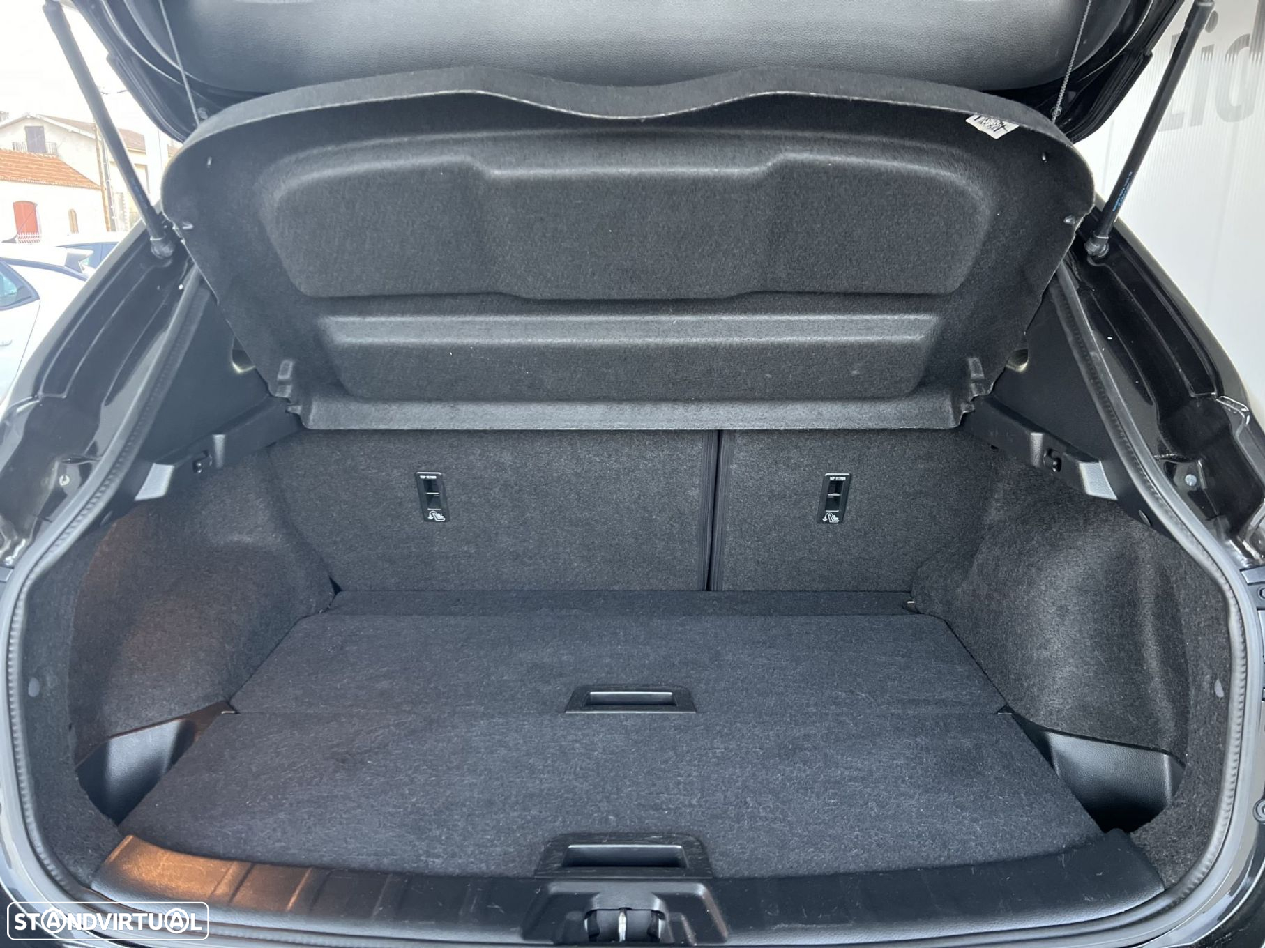 Nissan Qashqai - 34