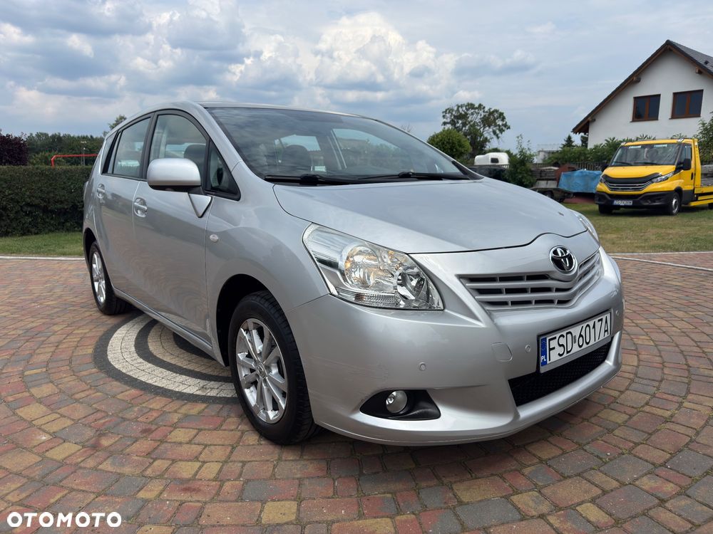 Toyota Verso - 18