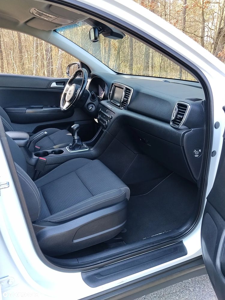 Kia Sportage 1.6 GDI 2WD DREAM-TEAM EDITION - 16