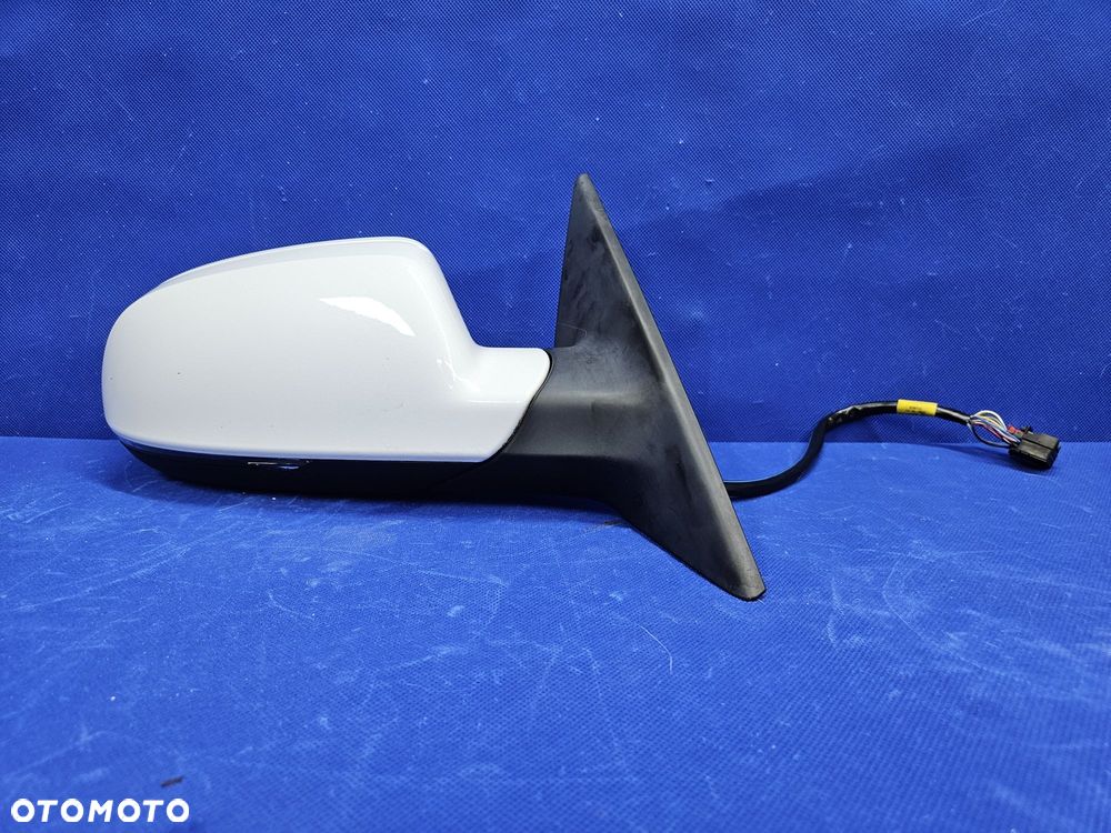 LUSTERKO prawe zewnętrzne AUDI A5 8T LS9R 14 PIN Europa oryginał OEM