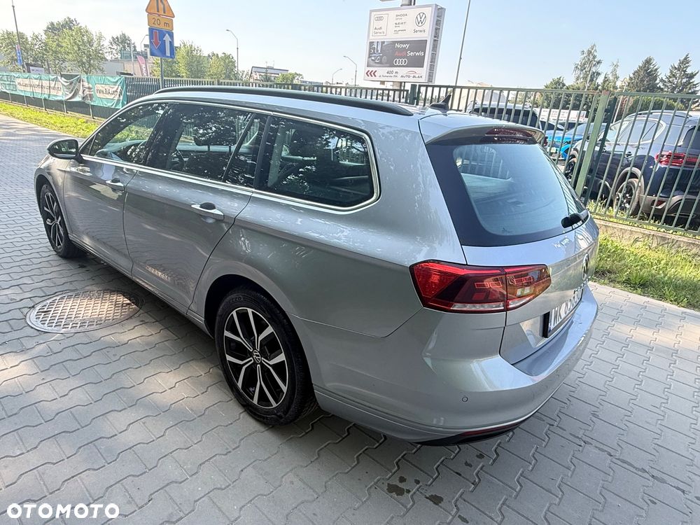 Volkswagen Passat 1.5 TSI EVO Business DSG - 11