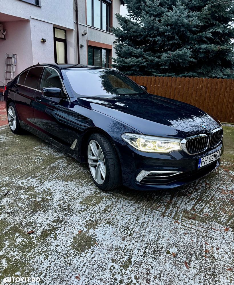 BMW Seria 5 520i Aut. Luxury Line - 2