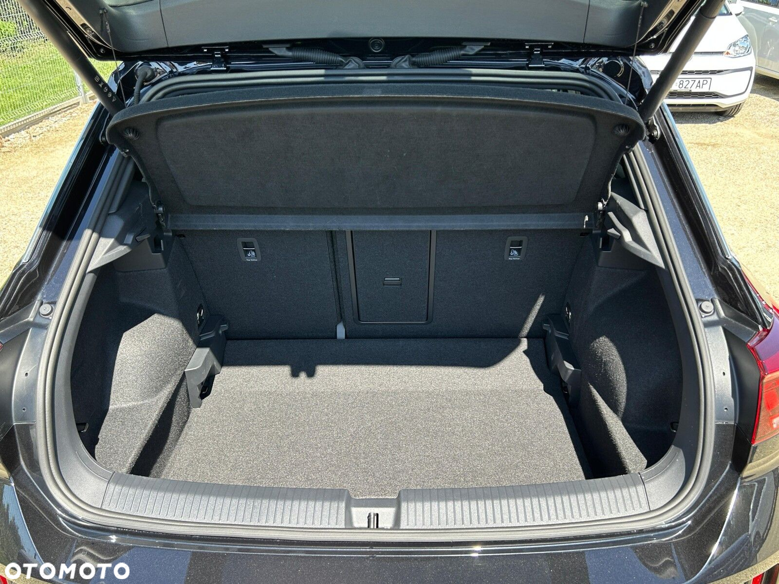 Volkswagen T-Roc 1.5 TSI R-Line DSG - 10