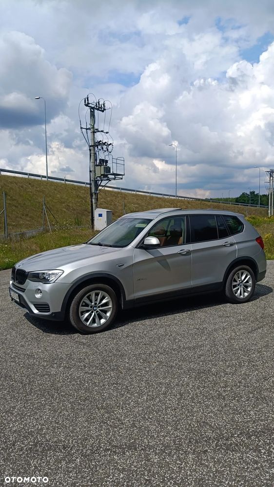 BMW X3 xDrive28i Sport-Aut xLine - 2