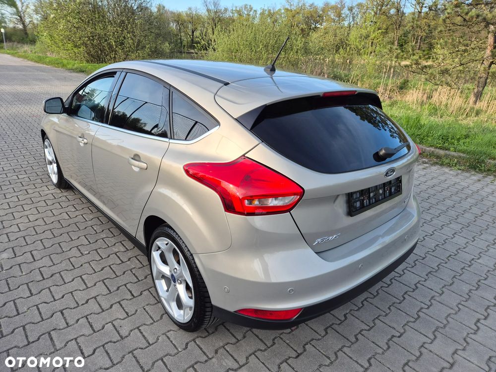 Ford Focus 1.0 EcoBoost STart-Stopp-System TITANIUM - 16