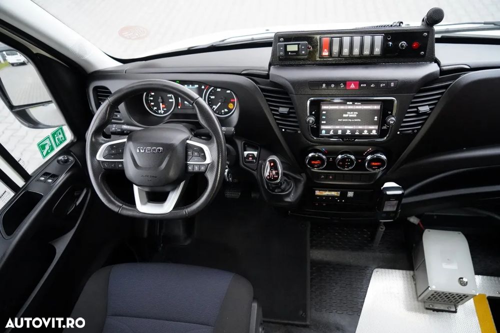 Iveco DAILY / 50C18 / AER CONDIȚIONAT / 66.000 km !!! / HI-MATIC / IMPORTAT - 19