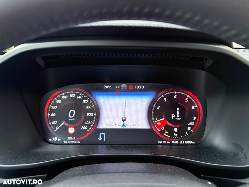 Volvo XC 40 B4 AT8 AWD Mild Hybrid Inscription - 5