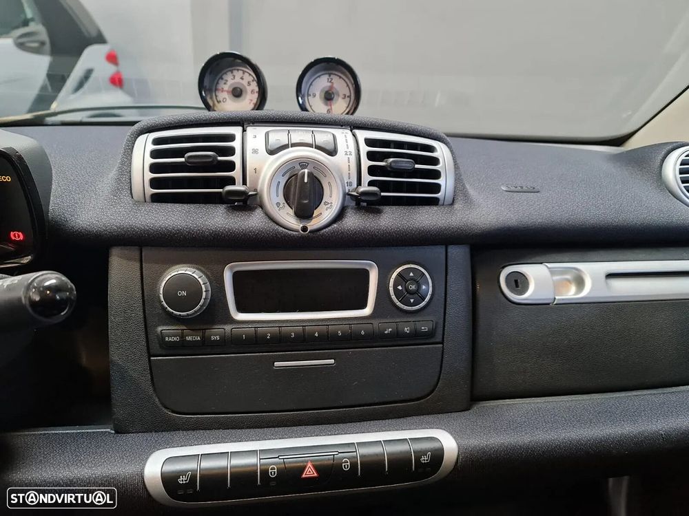 Smart ForTwo Coupé 1.0 mhd Passion 71 - 11