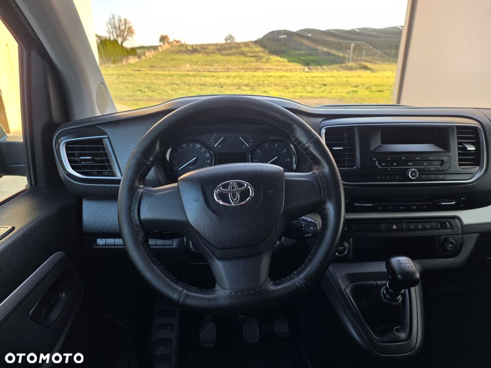 Toyota Proace Verso 1.6 D4-D Compact Family - 19