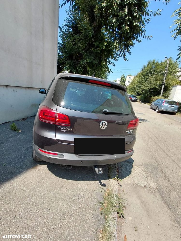 Volkswagen Tiguan 2.0 TDI SCR 4MOTION BlueMotion Technology Lounge Sport & Style - 13
