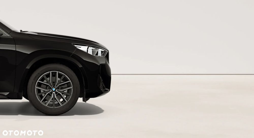 BMW X1 xDrive23i mHEV - 6