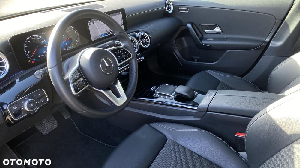 Mercedes-Benz Klasa A 200 Style 7G-DCT - 10