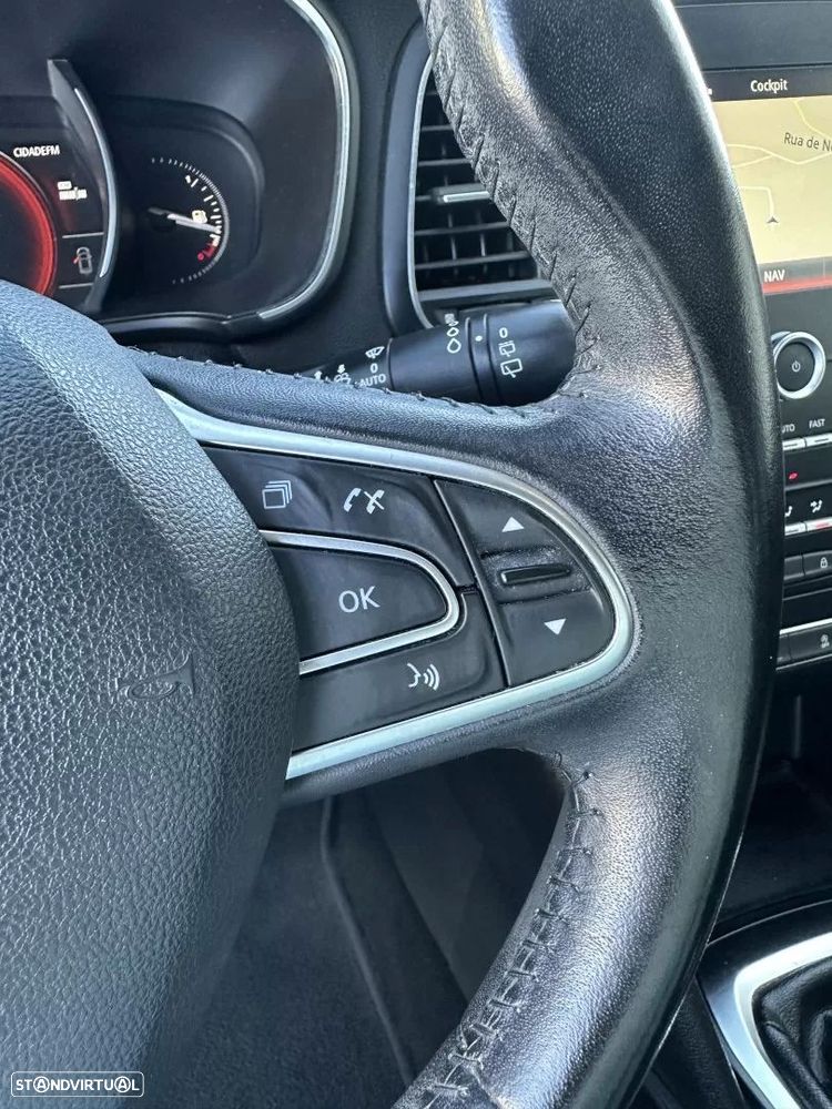 Renault Mégane Sport Tourer - 38