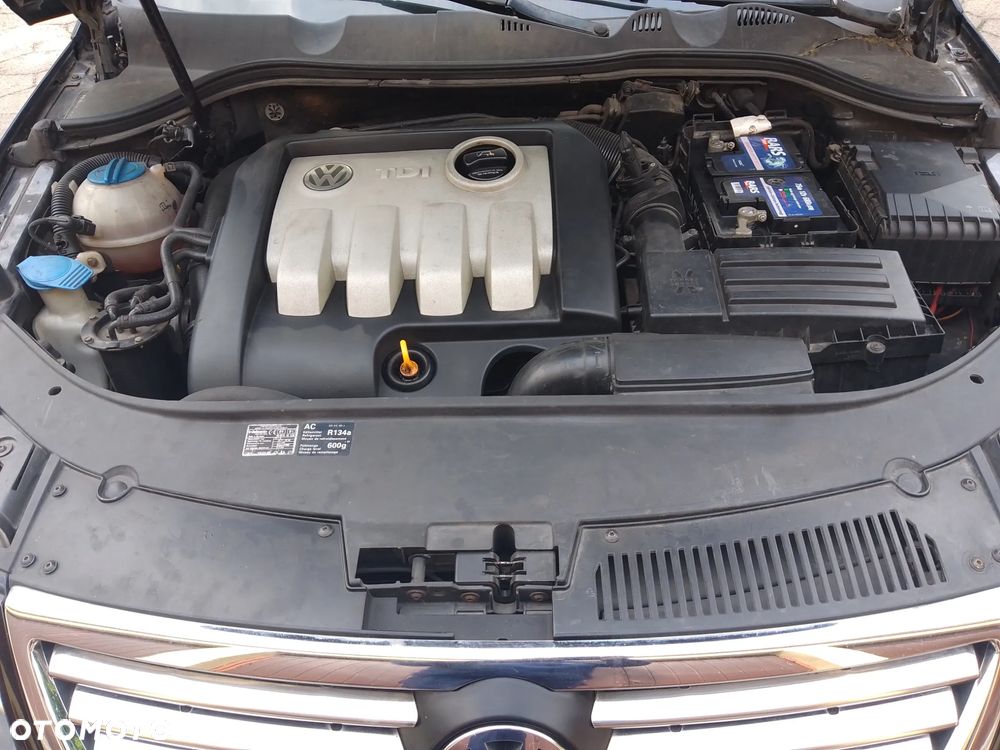 Volkswagen Passat 1.9 TDI Comfortline - 26