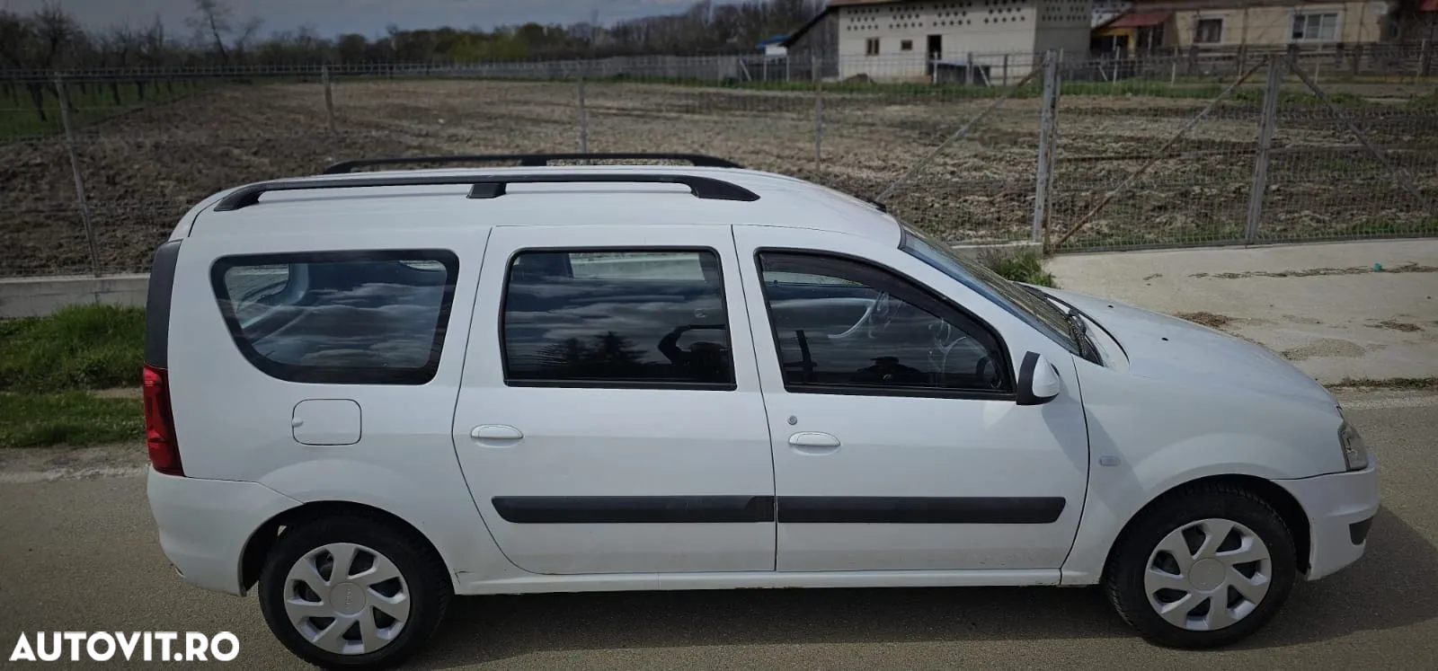 Dacia Logan MCV 1.5 dCi 90 CP Laureate - 3