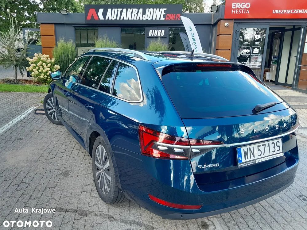 Skoda Superb 2.0 TDI SCR Style DSG - 4