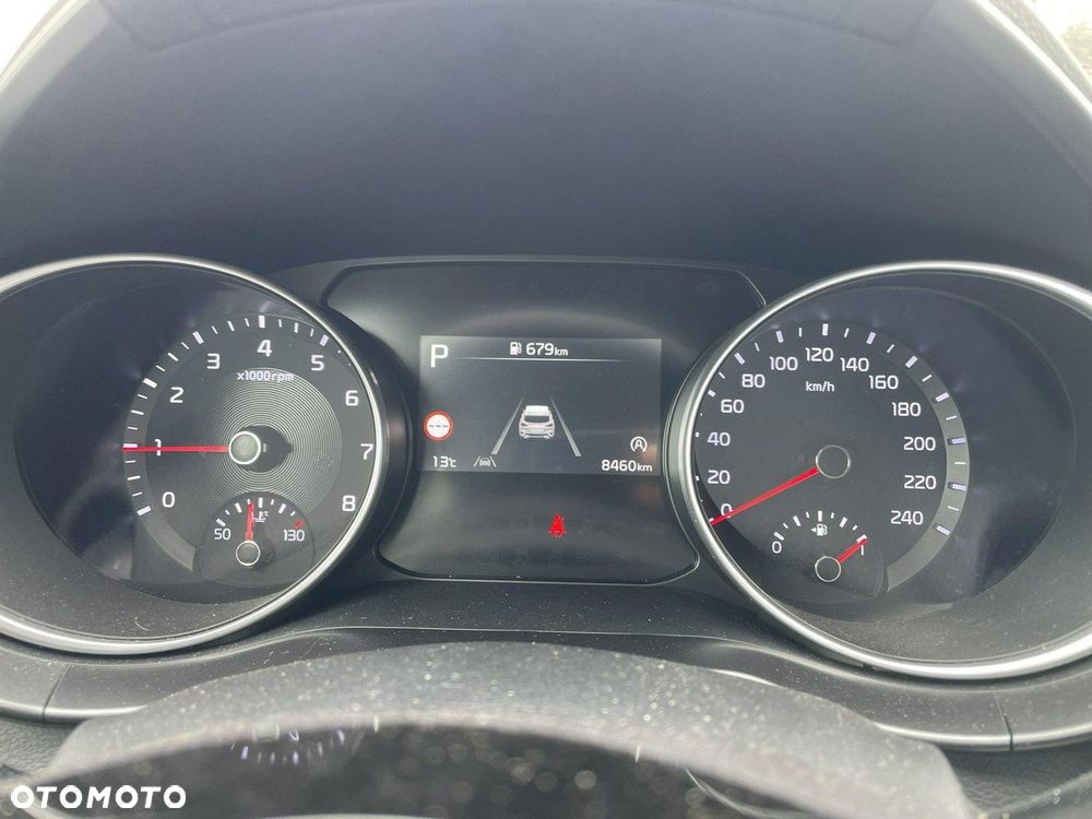 Kia XCeed - 14