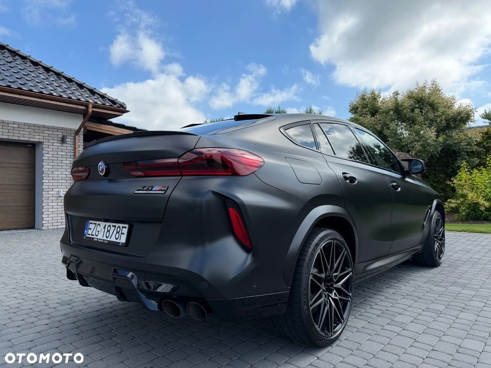 BMW X6M - 10