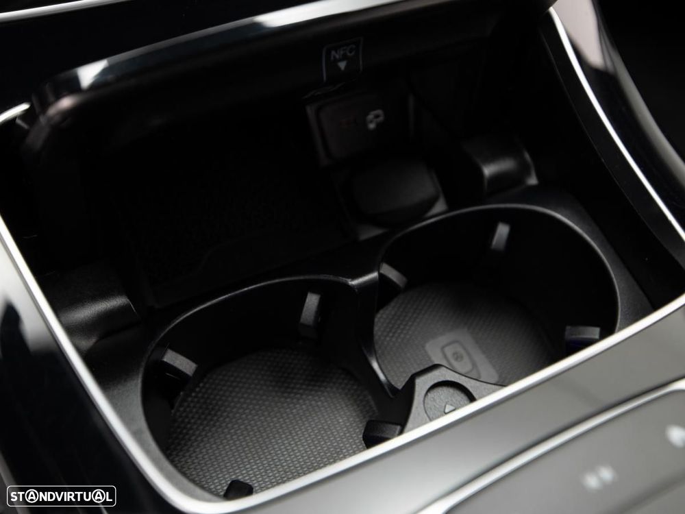 Mercedes-Benz E 300 de 4Matic 9G-TRONIC AMG Line - 26