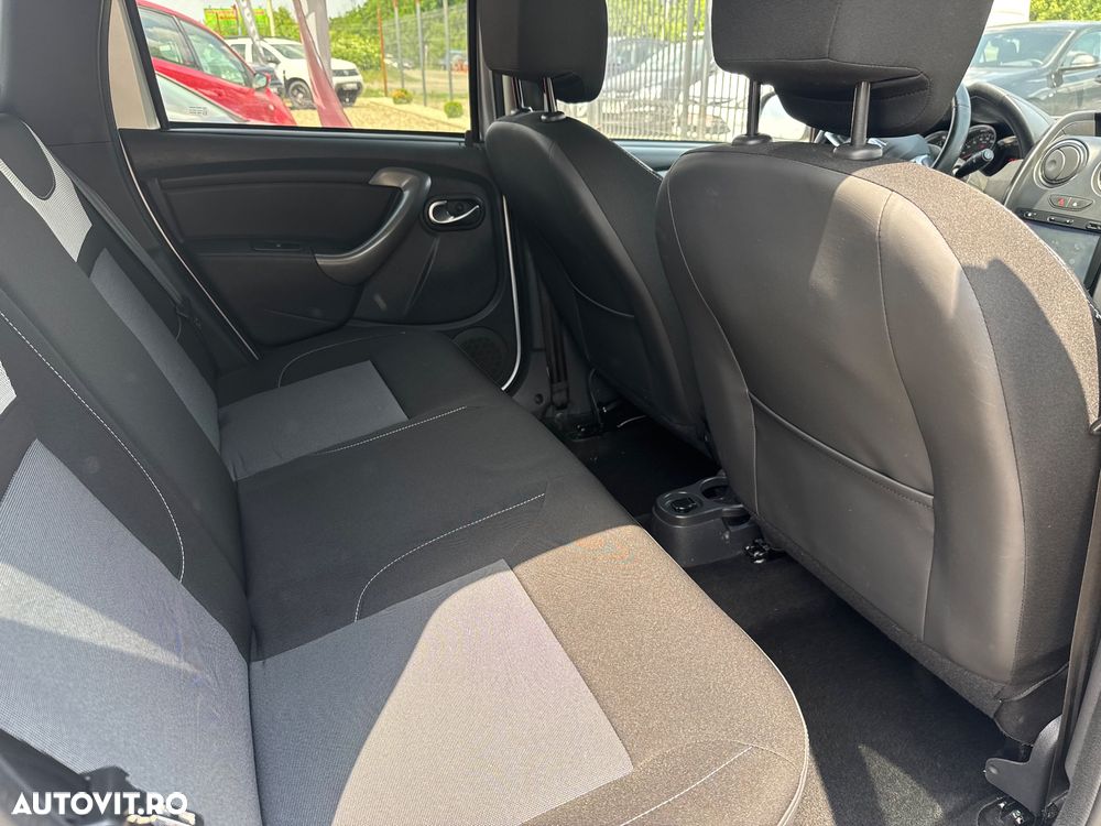 Dacia Duster 1.6 4x2 Prestige - 12