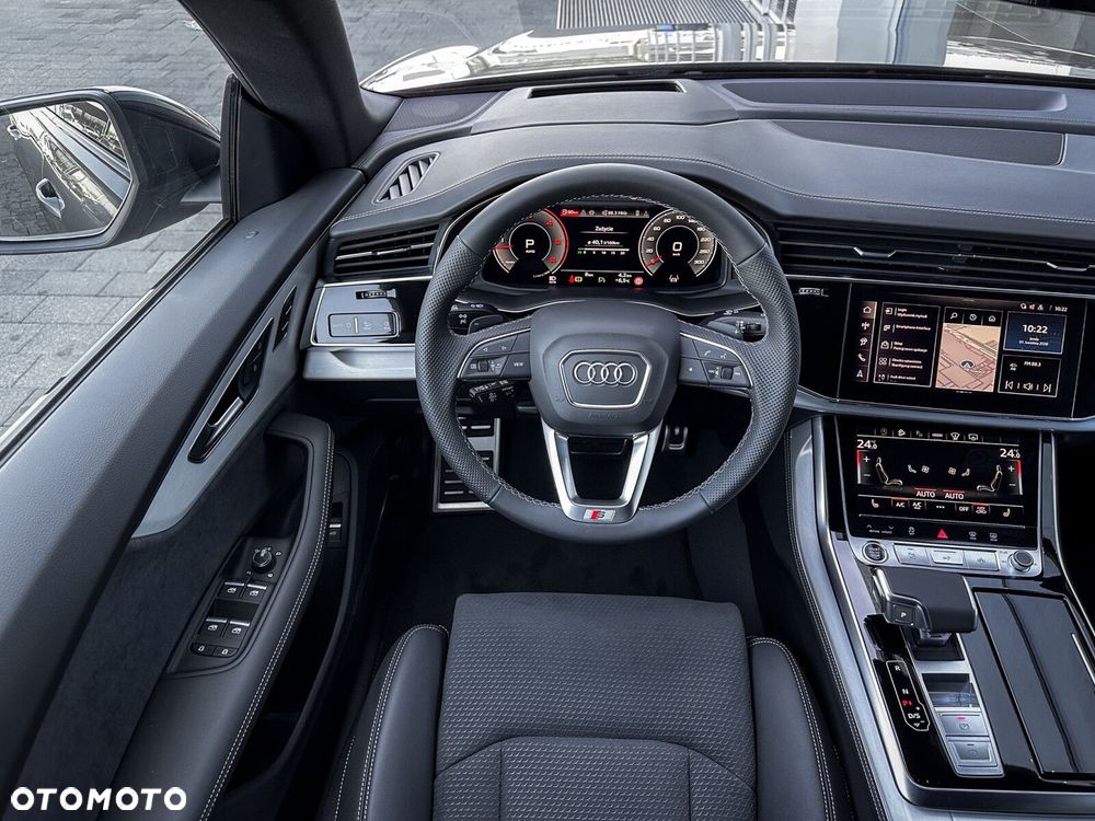 Audi Q8 - 23