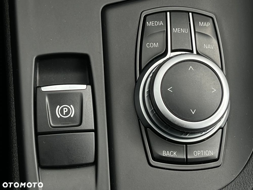BMW X1 xDrive25e Advantage - 27