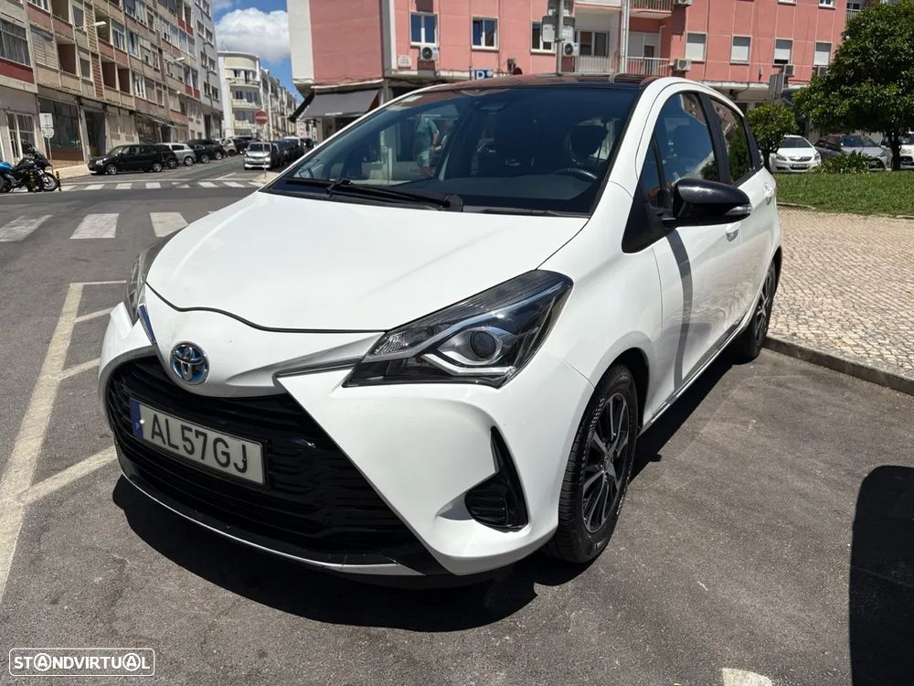 Toyota Yaris 1.5 HSD Comfort+Navi - 24