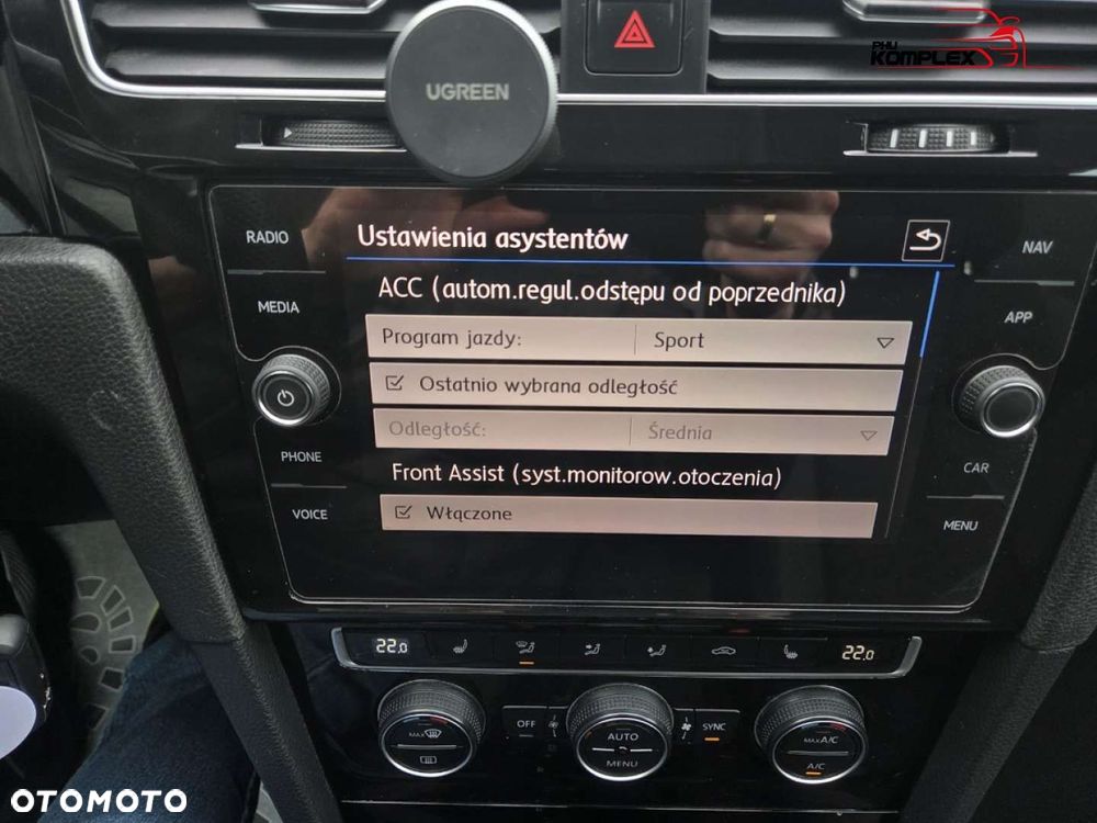 Volkswagen Golf - 23