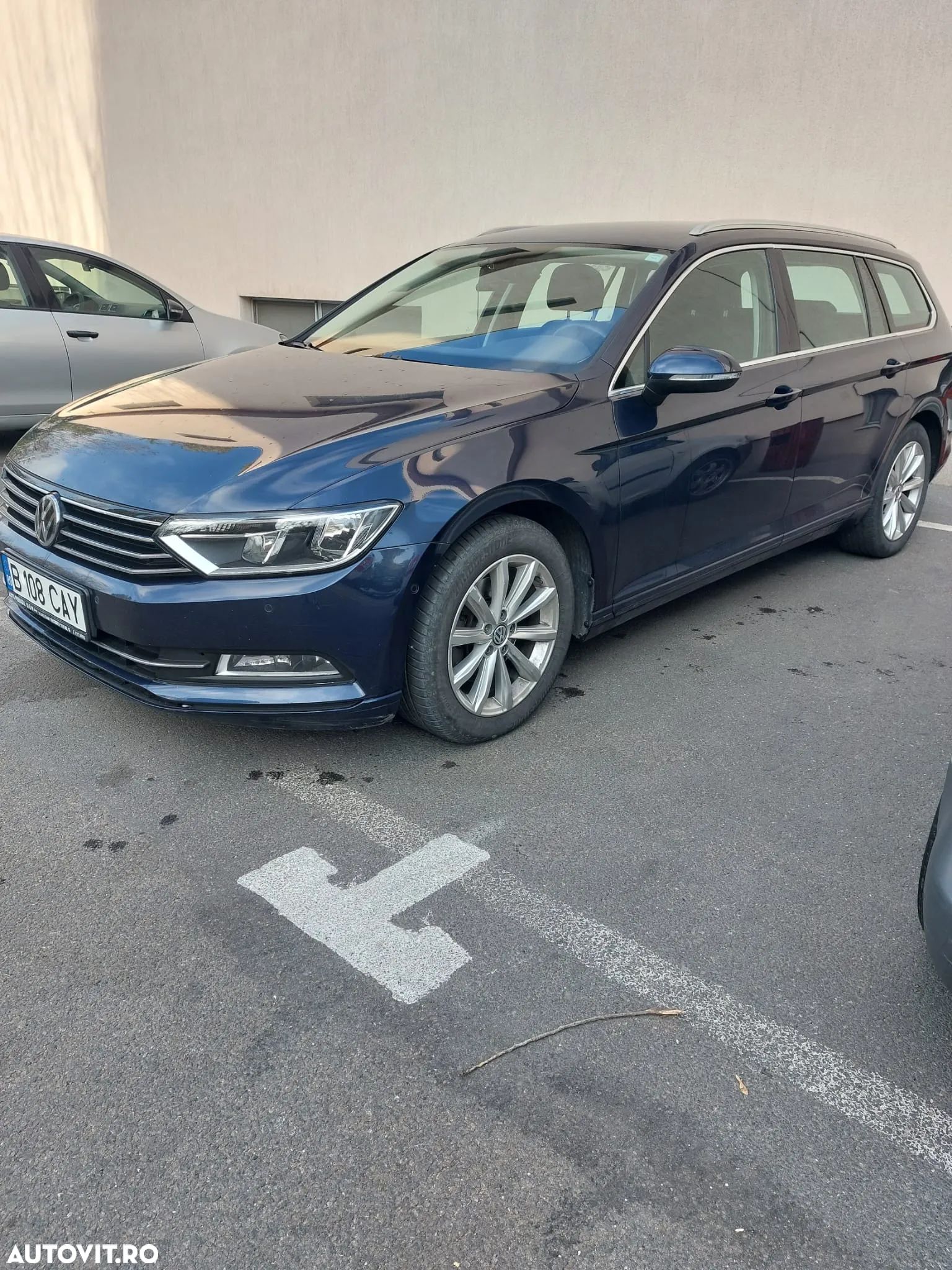 Volkswagen Passat Variant 1.6 TDI (BlueMotion Technology) DSG Comfortline - 1