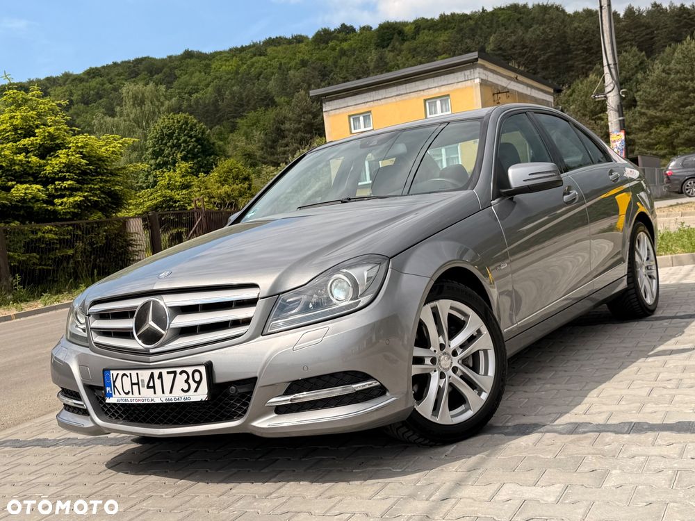 Mercedes-Benz Klasa C 250 (BlueEFFICIENCY) 7G-TRONIC Avantgarde - 3